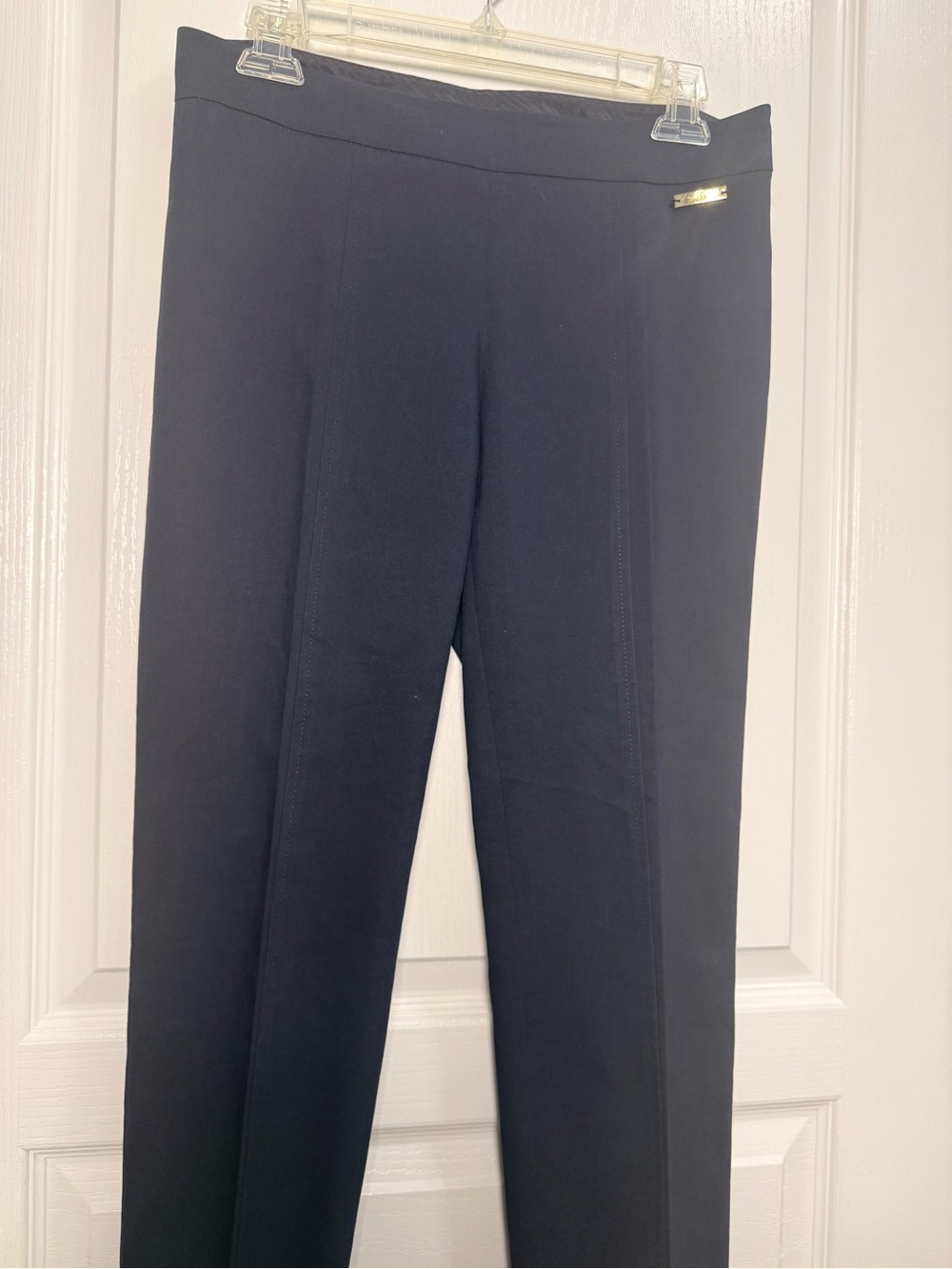 Tory Burch Black Slim Straight Leg Stretch Pants Gold Logo Size 2 - Picture 4 of 12